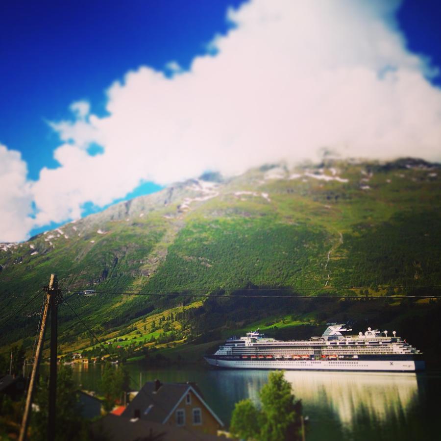 Olden Camping 4*